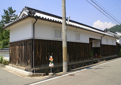 Tasumi Dwelling